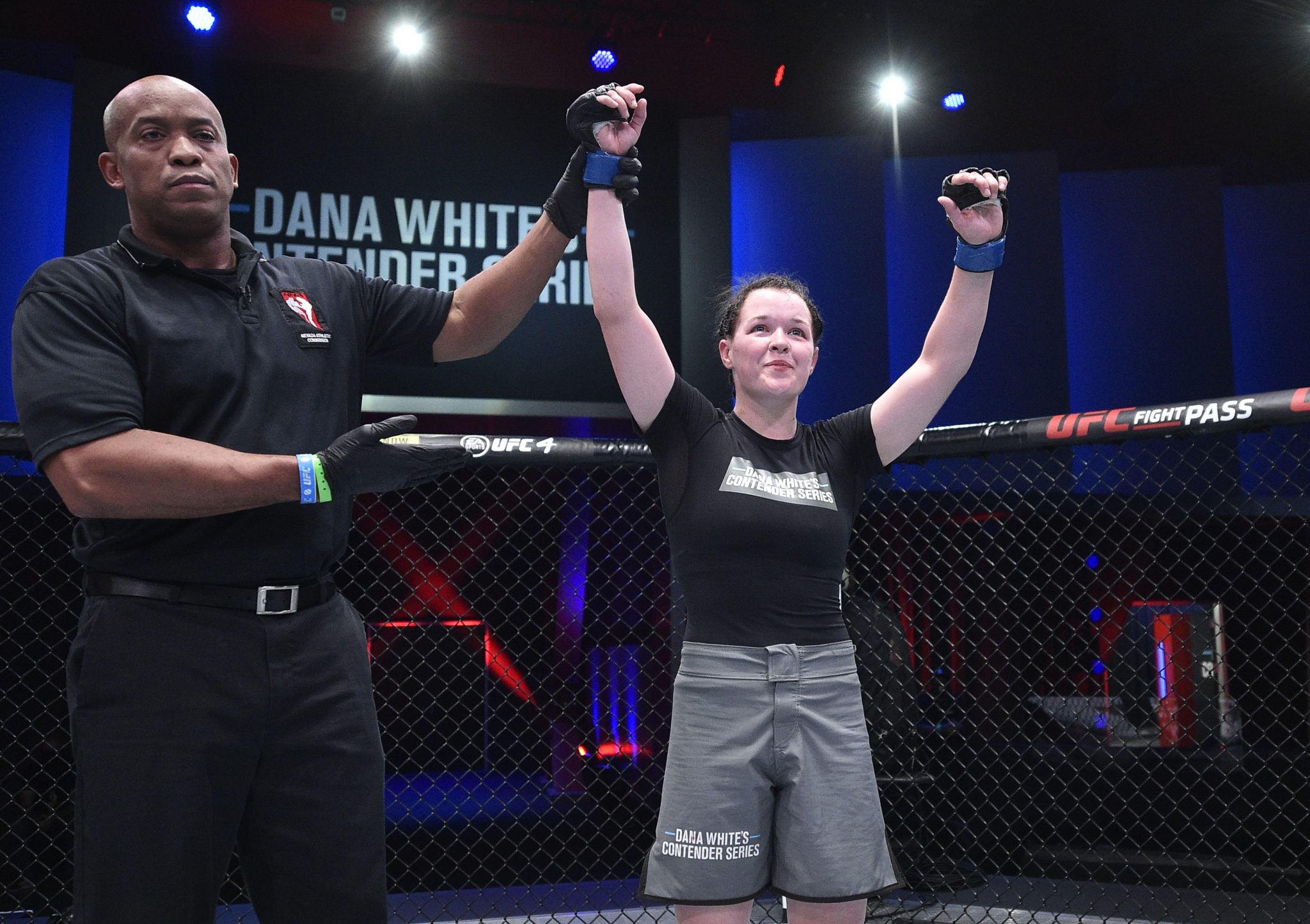 Cory McKenna is set to take on Kay Hansen